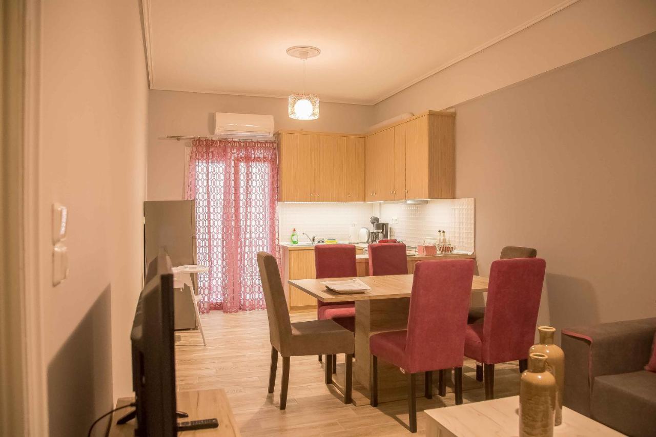 Luxury Lila House Under The Rocks Apartment Kalambaka Exterior foto