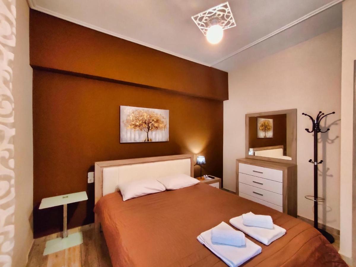 Luxury Lila House Under The Rocks Apartment Kalambaka Exterior foto