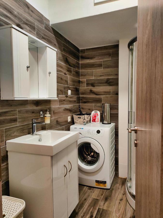 Luxury Lila House Under The Rocks Apartment Kalambaka Exterior foto